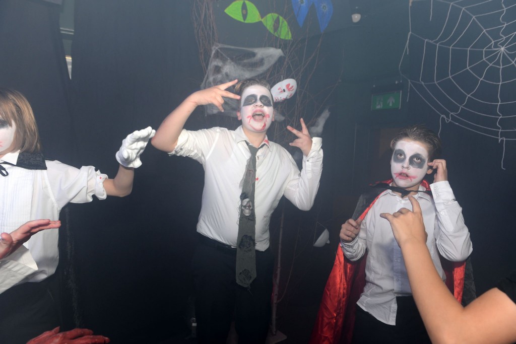 ../Images/Halloween Babyfaaten 097.jpg